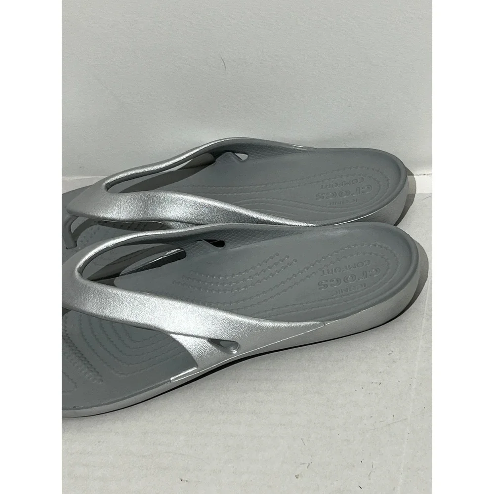 Crocs Kadee II‎ Flip Flops Womens 10 Silver Metallic Gray Sandals 202492-040